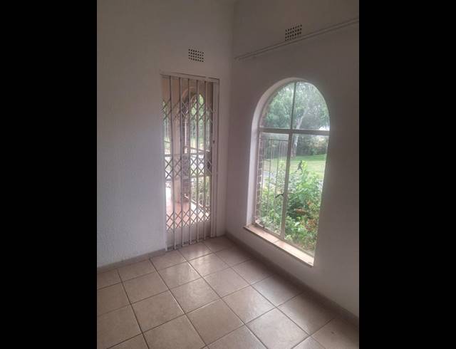3 BEDROOM PROPERTY TO RENT IN FLORIDA PARK